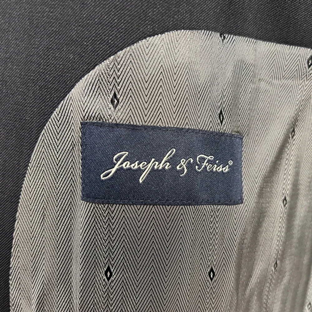 Joseph & Feiss 50L Sport Coat 100% Wool Charcoal Gray Two Button Lined Vented